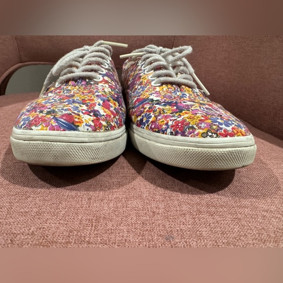 Slim Vans - Picture 3 of 9